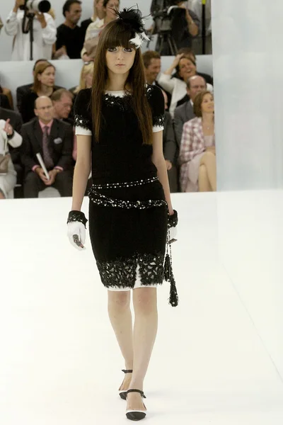 Look 30